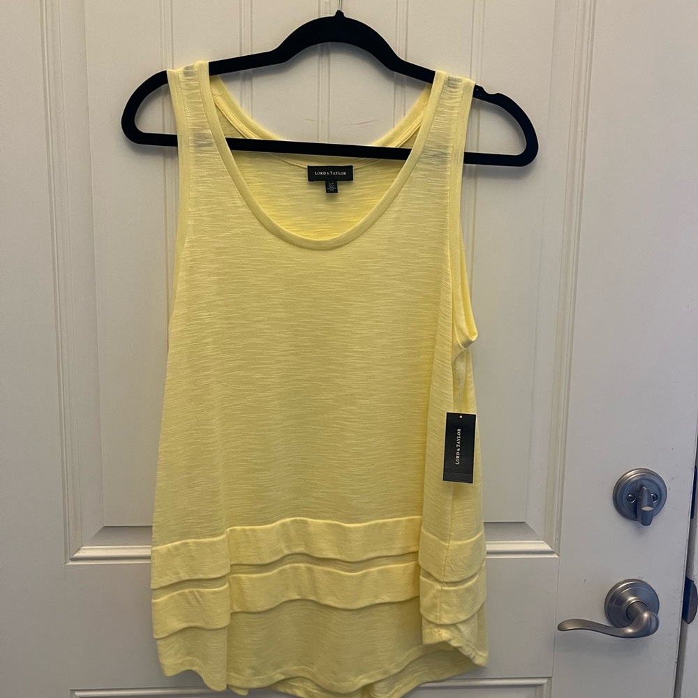 Lord & Taylor 65% polyester 35% Viscose yellow tank with beautiful details